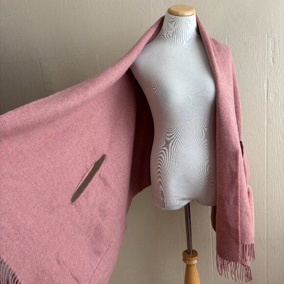 Madewell Cozy Wool Blend Faux-Fur Pocket Cape Scarf Wrap - Picture 13 of 16